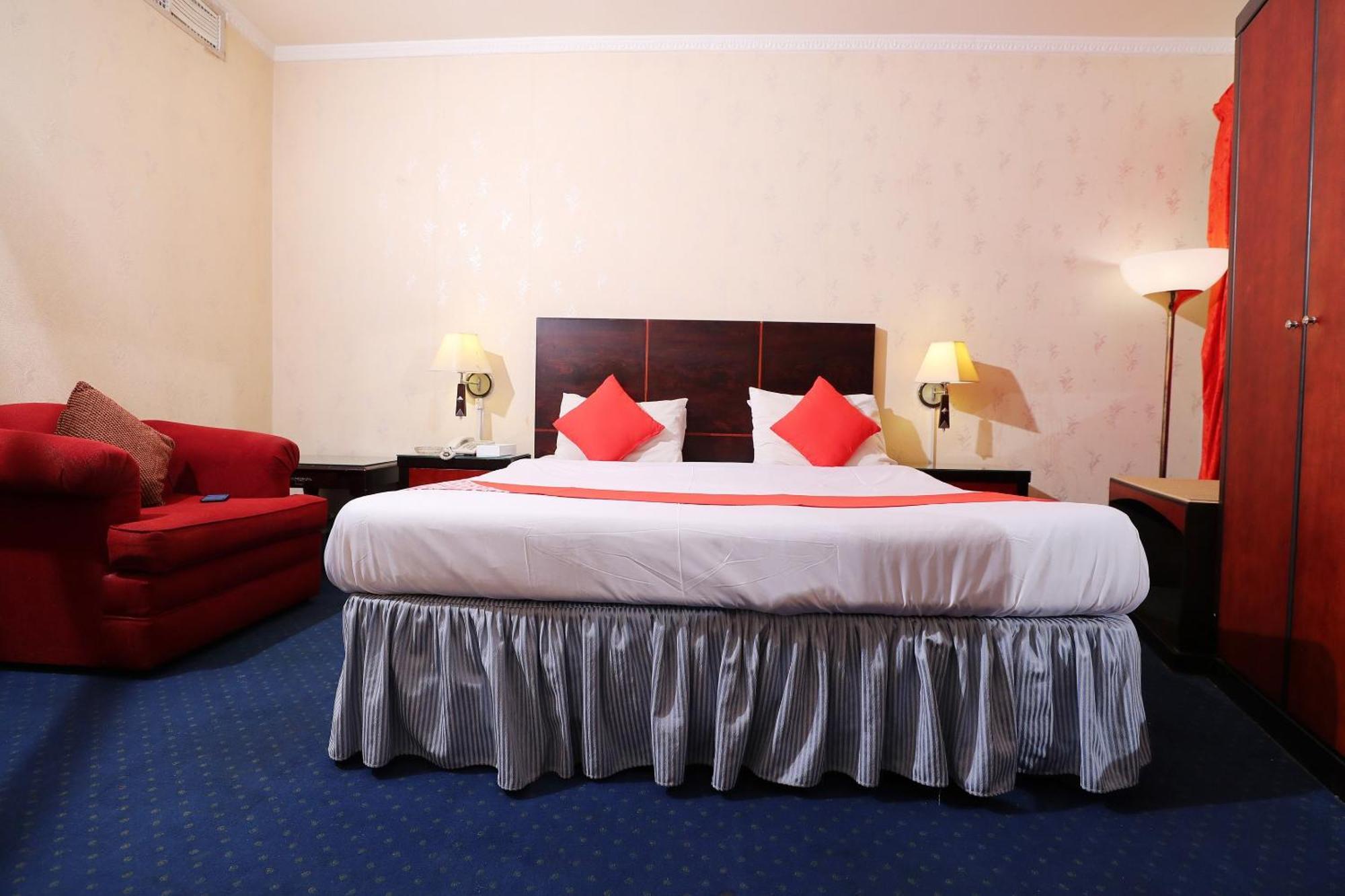 Oyo 112 Semiramis Hotel Манама Экстерьер фото