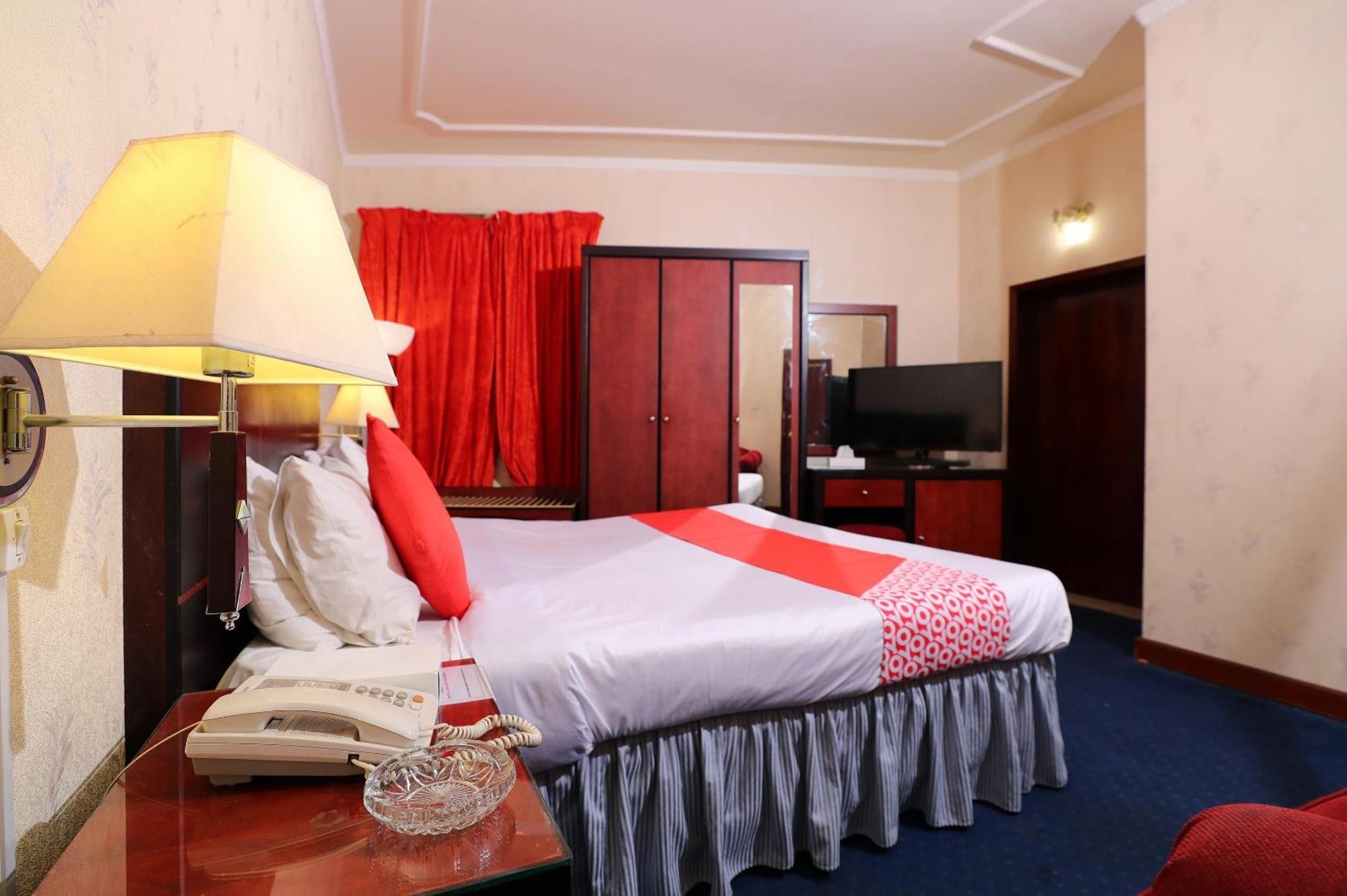 Oyo 112 Semiramis Hotel Манама Экстерьер фото