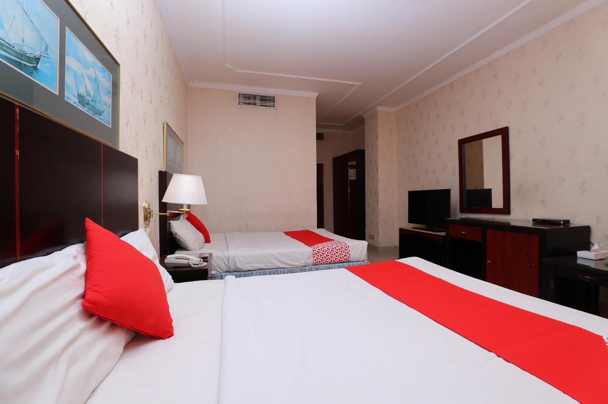 Oyo 112 Semiramis Hotel Манама Экстерьер фото